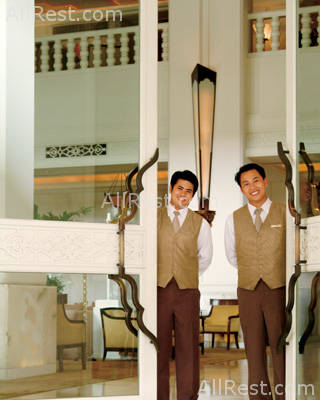 Four Seasons Hotel 30